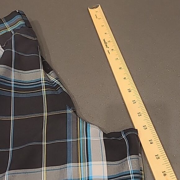 PGA TOUR Pro Series plaid shorts - Picture 4 of 10